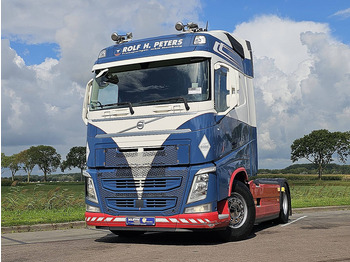 Тягач VOLVO FH 500