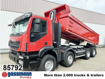 Самосвал IVECO Trakker