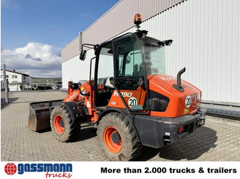 Строительная техника Kubota R090 4x4, Palettengabel, ca. 838 Betr.-Std.: фото 2