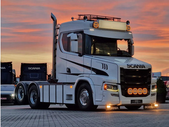 Тягач SCANIA T