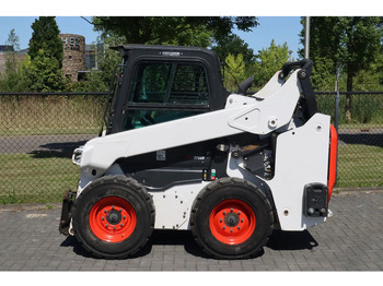 Мини-погрузчик с бортовым поворотом BOBCAT S66