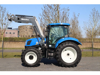 Трактор NEW HOLLAND T6000