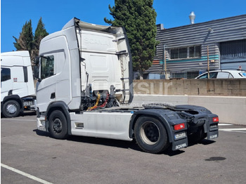 Тягач SCANIA R450: фото 3