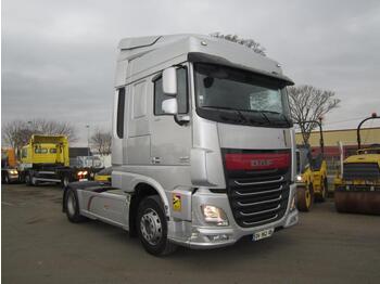 Тягач DAF XF 105 460