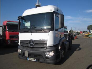 Тягач MERCEDES-BENZ