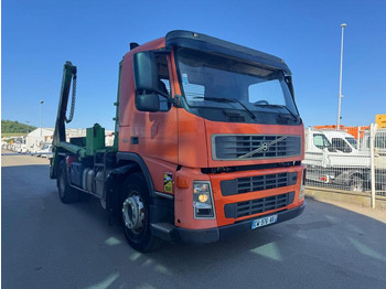 Портальный бункеровоз Volvo FM 380: фото 3
