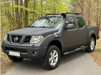 Пикап NISSAN Navara