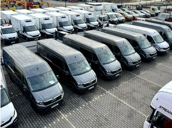 Цельнометаллический фургон VOLKSWAGEN Crafter
