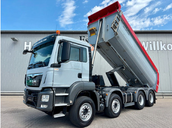 Самосвал MAN TGS 35.420
