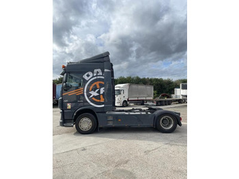 Тягач DAF XF 530: фото 5