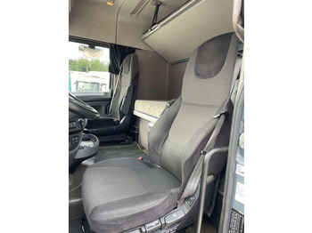 Тягач DAF XF 530: фото 4