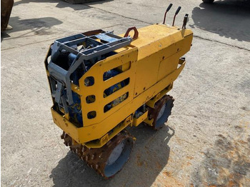 Каток тротуарный