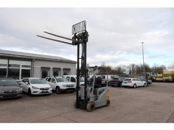 Мобильный вилочный погрузчик STILL RX20