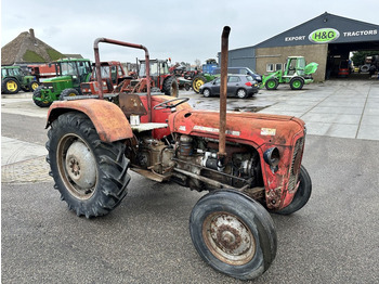 Трактор Massey Ferguson 35: фото 3