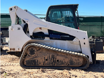 Мини-погрузчик с бортовым поворотом BOBCAT