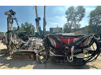 Сваебойная установка COMACCHIO