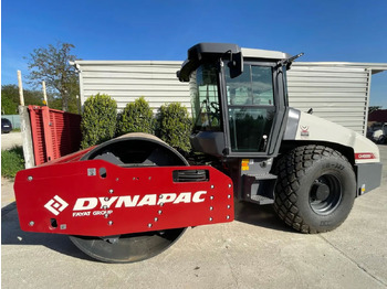 Каток DYNAPAC