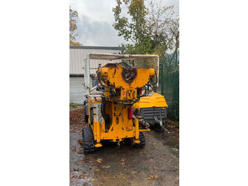 Буровая машина