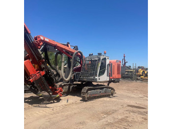 Буровая машина SANDVIK