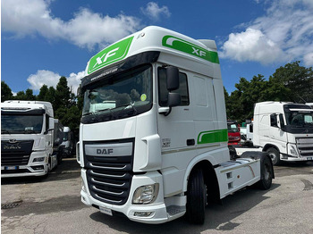 Тягач DAF XF 460