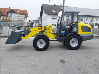 Колёсный погрузчик WACKER