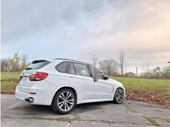 Внедорожник BMW