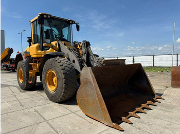 Колёсный погрузчик VOLVO L60H