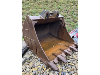 Экскаватор-погрузчик VOLVO