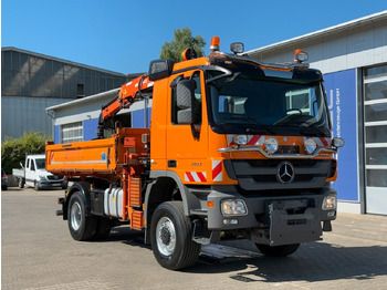Самосвал MERCEDES-BENZ Actros 2044
