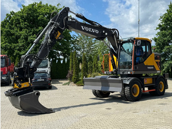 Колёсный экскаватор VOLVO EWR150E