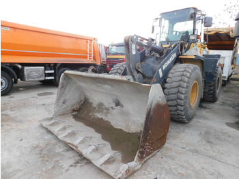 Колёсный погрузчик KOMATSU WA250