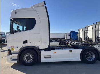 Тягач Scania R 460: фото 3 Тягач Scania R 460: фото 3