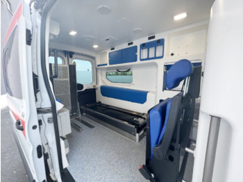 Машина скорой помощи Ford Transit 2.2 TDCI 4x2 Transit 2.2 TDCI 4x2, Krankentransporter: фото 2