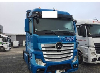 Тягач MERCEDES-BENZ