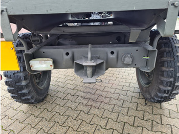 Грузовик бортовой/ Платформа Unimog 404 4x4 S Cabrio 404 4x4 S Cabrio, Benziner: фото 5 Грузовик бортовой/ Платформа Unimog 404 4x4 S Cabrio 404 4x4 S Cabrio, Benziner: фото 5