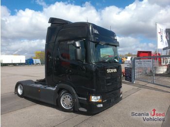 Тягач SCANIA R 450