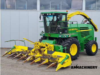 Кормоуборочный комбайн JOHN DEERE 7400