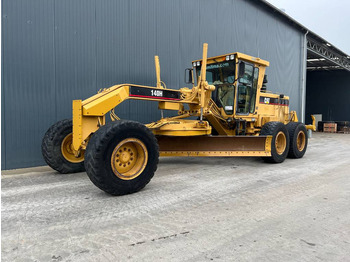 Грейдер CATERPILLAR 140H