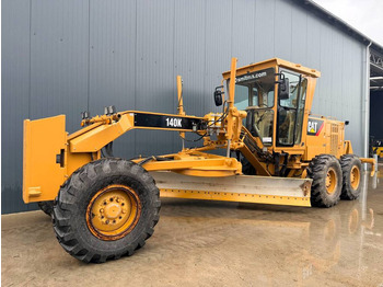 Грейдер CATERPILLAR 140K