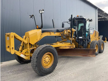 Грейдер CATERPILLAR 140M