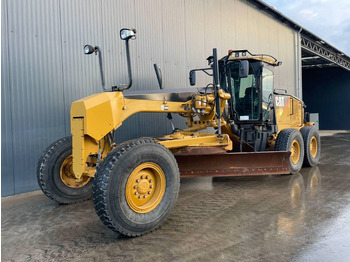 Грейдер CATERPILLAR 140