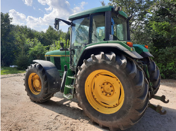 Трактор JOHN DEERE 6910