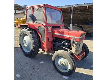 Трактор MASSEY FERGUSON 100 series