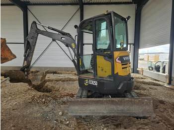 Мини-экскаватор VOLVO ECR25D