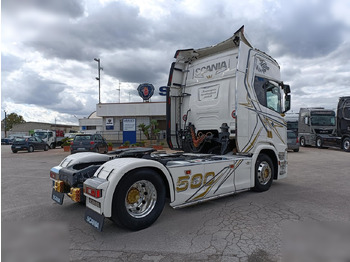 Тягач SCANIA R500: фото 3 Тягач SCANIA R500: фото 3