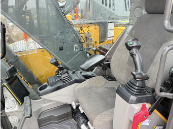 Гусеничный экскаватор VOLVO 235: фото 4