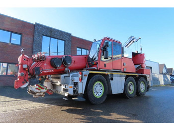 Вседорожный кран DEMAG
