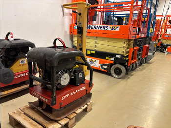 Виброплита DYNAPAC