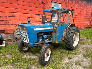 Трактор FORD