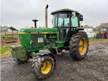 Трактор JOHN DEERE 40 Series